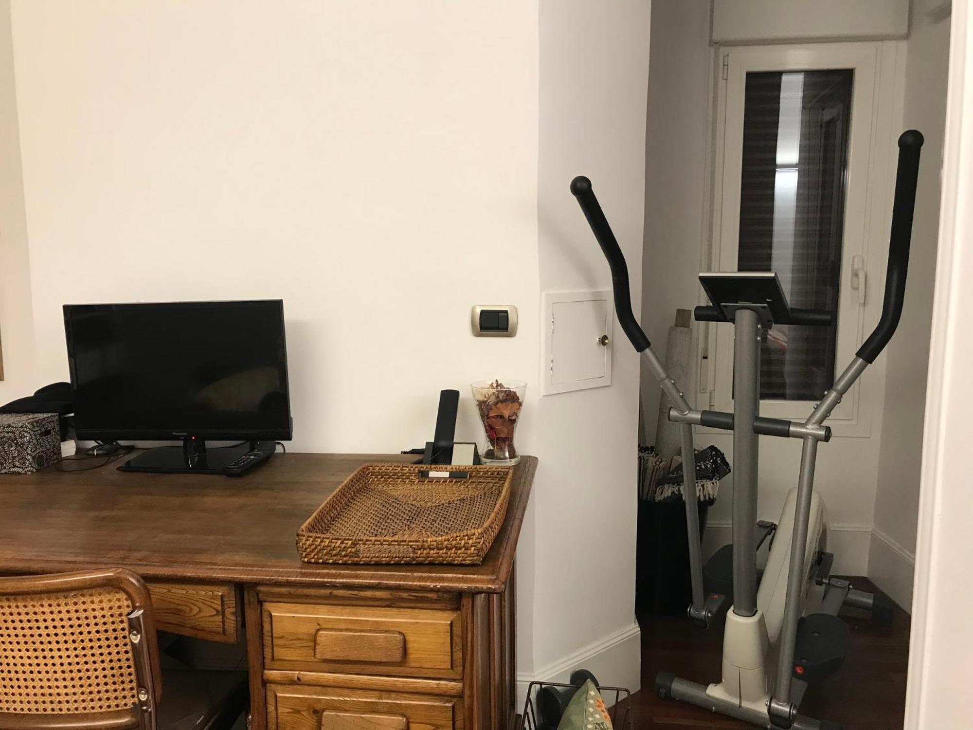 Habitacion Grande Y Confortable Con Bano Privado Junto A Guggenheim Bilbao Kültér fotó